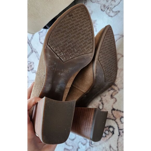 Marc Fisher Women's Sz. 9.5 Tan Suede Alva Heeled Pointed Toe Ankle Booties - Picture 6 of 7